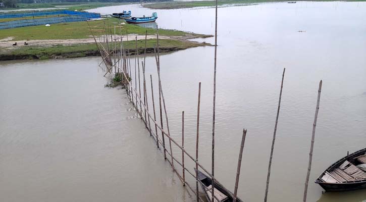 বিপৎসীমার ওপরে পদ্মার পানি, প্লাবিত হচ্ছে নিম্নাঞ্চল