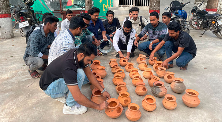 পাখিদের জন্য ব্যতিক্রমী উদ্যোগ ছাত্রদলের