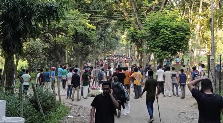 জাবিতে পুলিশ-কোটা আন্দোলনকারীদের মধ্যে সংঘর্ষ