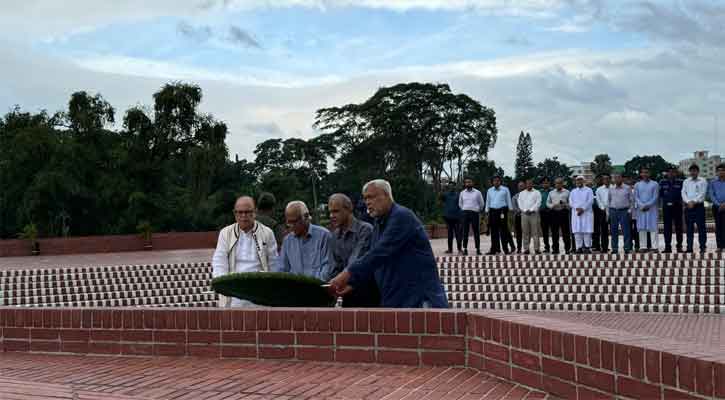 জাতীয় স্মৃতিসৌধে নতুন ৪ উপদেষ্টার শ্রদ্ধা