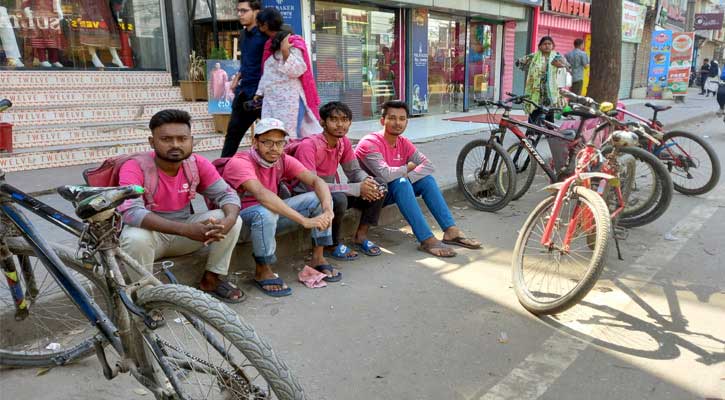 সুনসান রেস্তোরাঁ পাড়া, অপেক্ষার প্রহর গুনছেন সরবরাহকারীরা