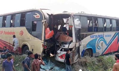 কালিহাতীতে দুই বাসের সংঘর্ষ, চালক ও হেলপারসহ আহত ২৫