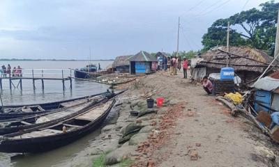 খুলনার আকাশে রোদ, দানার প্রভাব কেটেছে