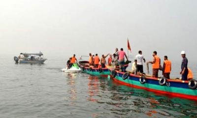 মেঘনা নদীতে ভাসছিল ২ জেলের মরদেহ