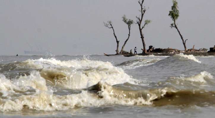 ৩৬ ঘণ্টার মধ্যে বঙ্গোপসাগরে লঘুচাপ সৃষ্টির আভাস