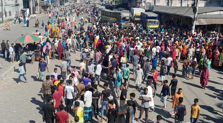 অবশেষে অবরোধ প্রত্যাহার করে মহাসড়ক ছাড়লেন শ্রমিকরা