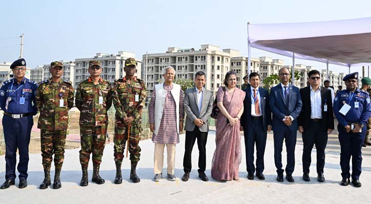 কক্সবাজার কেবল পর্যটন শহরই নয়, বরং অর্থনীতিরও কেন্দ্র : প্রধান উপদেষ্টা