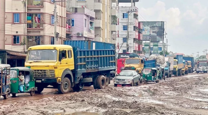 ভারতীয় ঠিকাদার-শ্রমিকেরা চলে গেছে, বন্ধ হয়ে গেছে প্রকল্পের কাজ