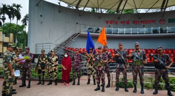 প্রেমের টানে বাংলাদেশে ভারতীয় তরুণী, পতাকা বৈঠক করে ফেরত