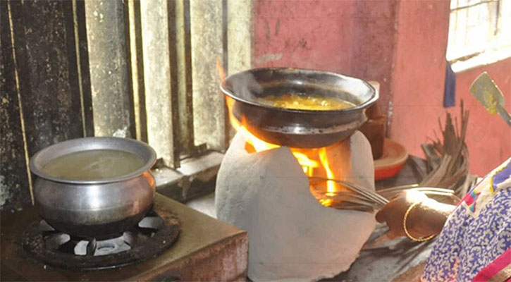 ফেনীতে গ্যাস সংকট, বাড়তি খরচের চাপে গ্রাহকরা