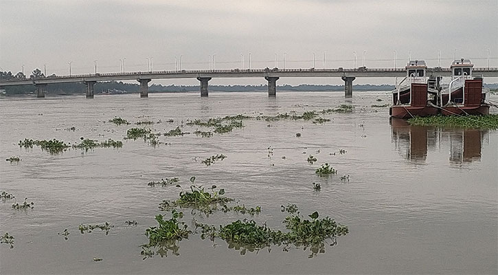 কুড়িগ্রামে বাড়ছে নদ-নদীর পানি, বন্যার শঙ্কা