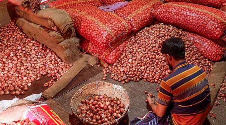 মূল্য তালিকা না থাকায় ৯০ হাজার টাকা জরিমানা