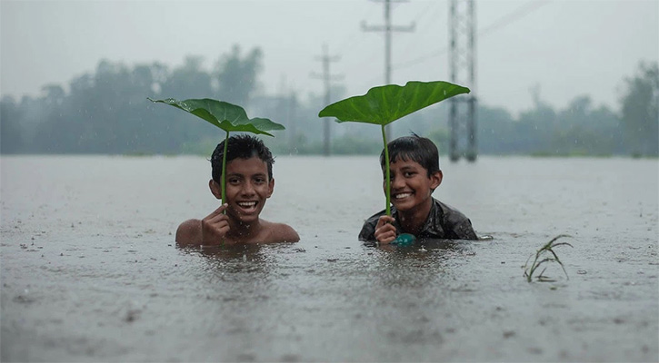 বৃষ্টি বেড়ে কমতে পারে তাপমাত্রা