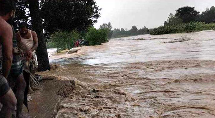 টানা বৃষ্টিতে শেরপুরে শতাধিক গ্রাম প্লাবিত