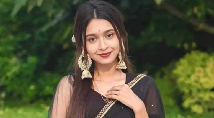 ‘আমারে দেখিবার আইসো শেষ জানাজার আগে’