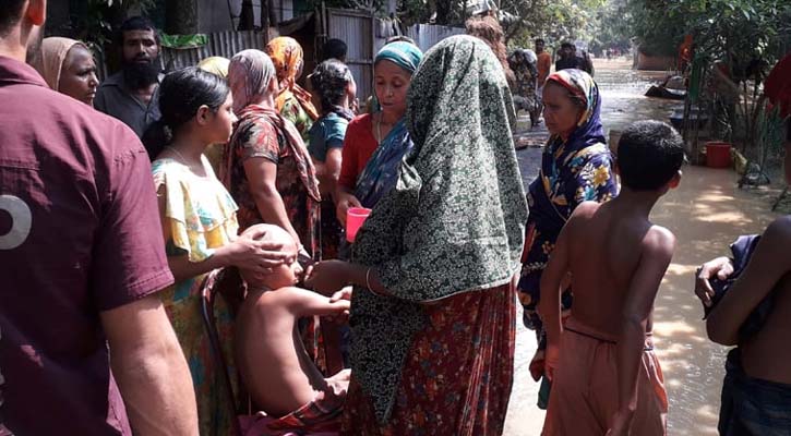 মামার সঙ্গে বেড়াতে গিয়ে বন্যার পানিতে প্রাণ গেল শিশুর