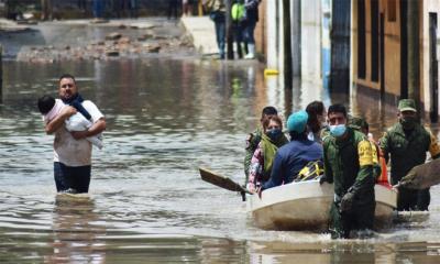 বন্যায় ডুবল হাসপাতাল, করোনা রোগীসহ ১৭ জনের মৃত্যু