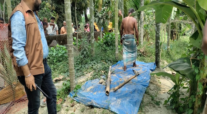 দাফনের ২ মাস পর গৃহবধূর লাশ উত্তোলন