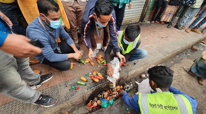 দোকানে মিলল এক বস্তা যৌন উত্তেজক ওষুধ