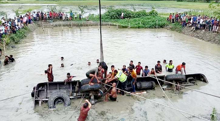 বাস উল্টে ১৭ জন নিহতের ঘটনায় তদন্ত কমিটি গঠন