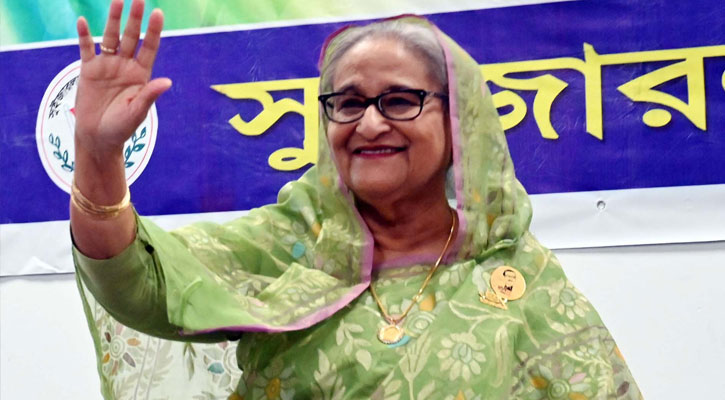 দেশে ফিরেছেন প্রধানমন্ত্রী