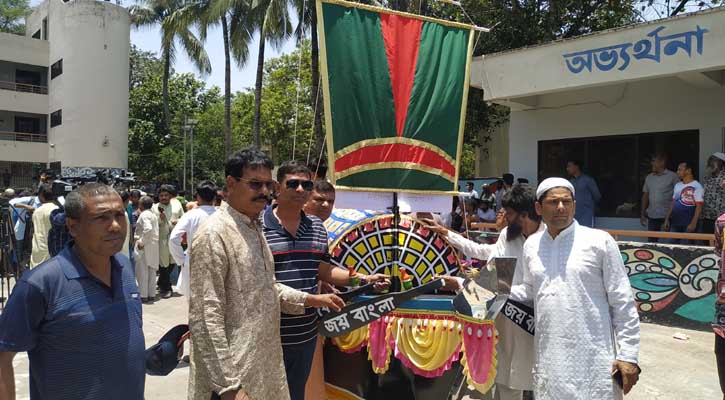 রাসিক নির্বাচন : প্রতীক পেয়ে প্রচারণায় প্রার্থীরা