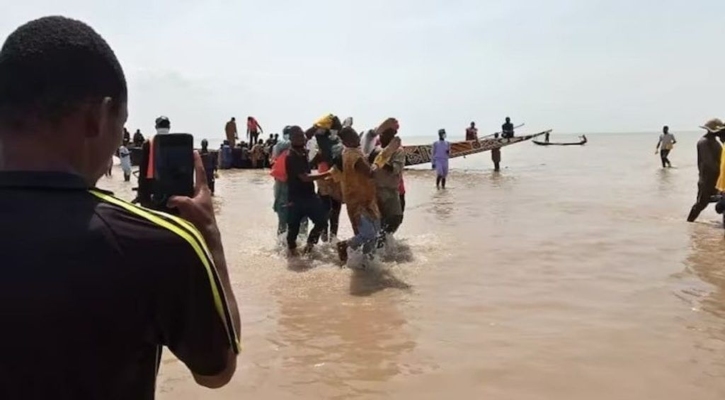 নাইজেরিয়ায় বিয়ের নৌকা ডুবে নিহত ১০০